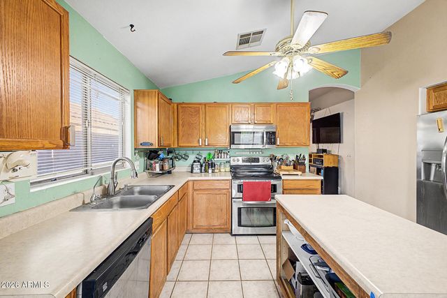 1096 E GRAHAM Lane, Apache Junction, AZ 85119
