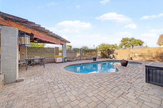 1096 E GRAHAM Lane, Apache Junction, AZ 85119