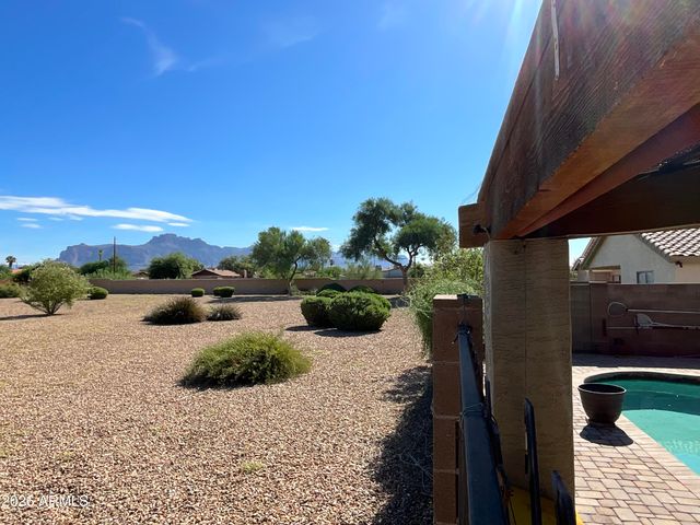 1096 E GRAHAM Lane, Apache Junction, AZ 85119