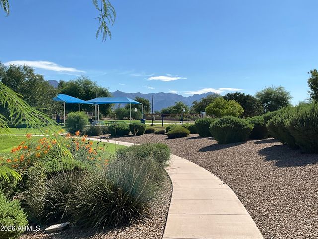 1096 E GRAHAM Lane, Apache Junction, AZ 85119