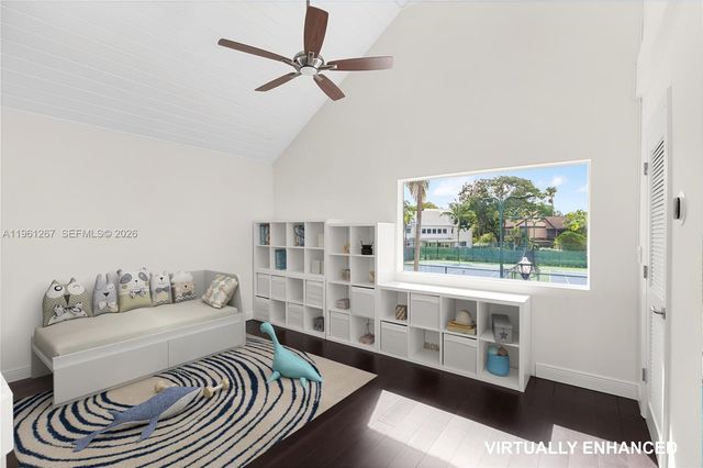 20205 W Oak Haven Circle, Miami, FL 33179