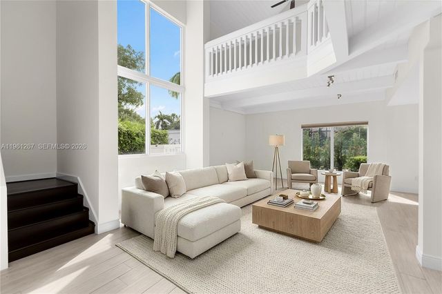 20205 W Oak Haven Circle, Miami, FL 33179