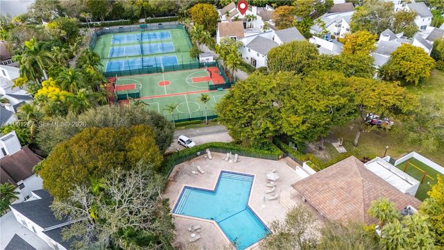 20205 W Oak Haven Circle, Miami, FL 33179
