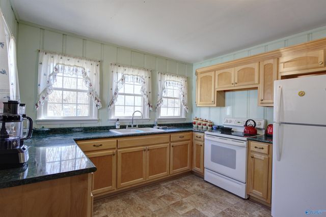 15277 Sanderson Road, Harvest, AL 35749
