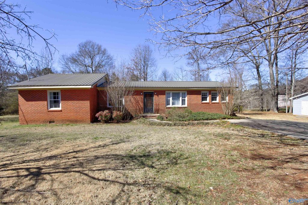 15277 Sanderson Road, Harvest, AL 35749