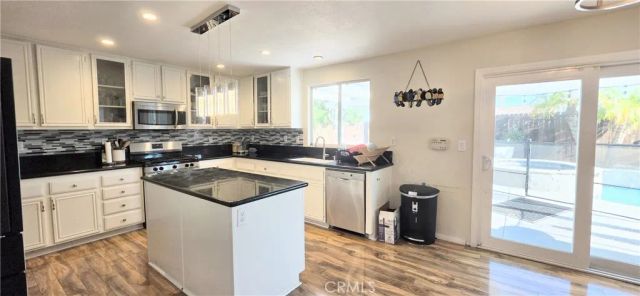 23501 Mountain Breeze, Murrieta, CA 92562