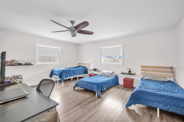 22599 SW 65th Avenue, Boca Raton, FL 33428