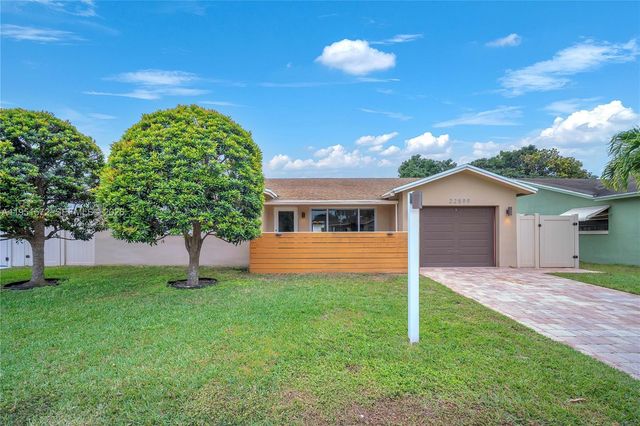 22599 SW 65th Avenue, Boca Raton, FL 33428