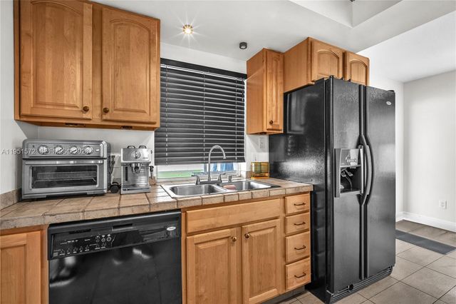 22599 SW 65th Avenue, Boca Raton, FL 33428