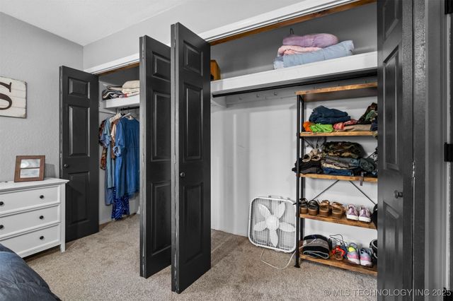 19037 County Road 502, Colcord, OK 74338