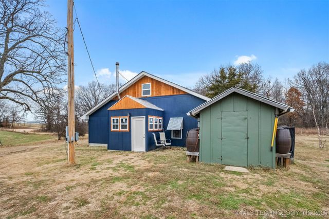 19037 County Road 502, Colcord, OK 74338