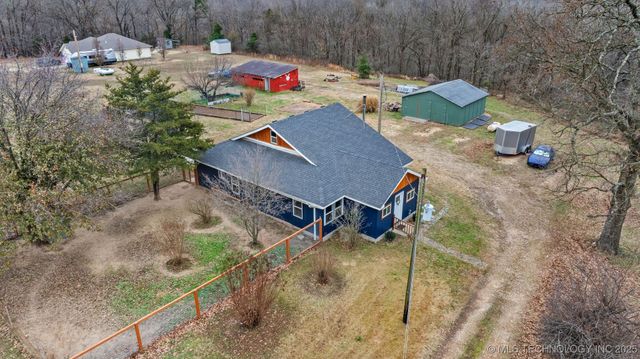19037 County Road 502, Colcord, OK 74338