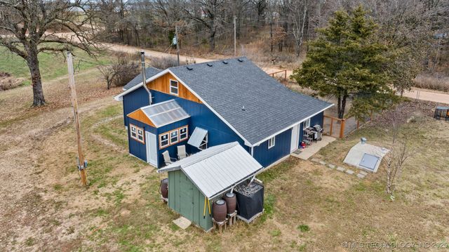 19037 County Road 502, Colcord, OK 74338