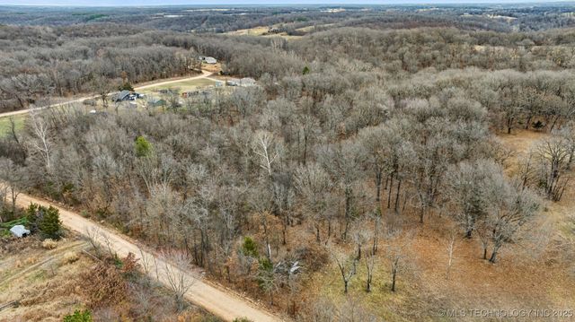 19037 County Road 502, Colcord, OK 74338