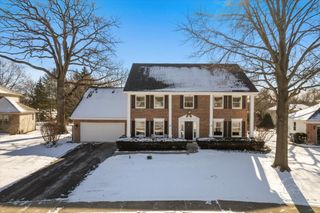 1612 Fox Bend Court, Naperville, IL 60563