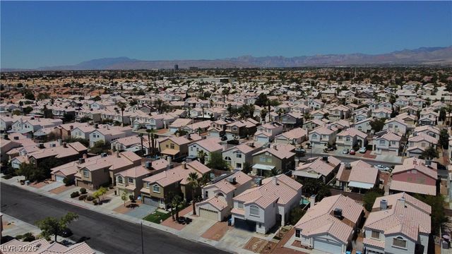 1837 Sierra Valley Way, Las Vegas, NV 89128
