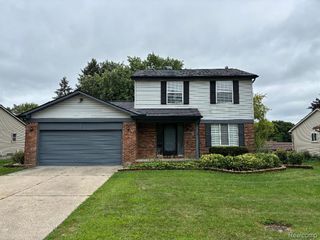 24635 Simmons Drive, Novi, MI 48374