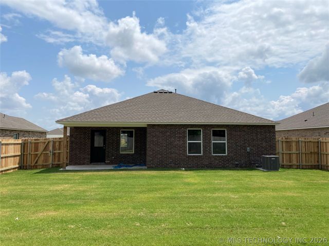 16432 S 85th Avenue E, Bixby, OK 74008
