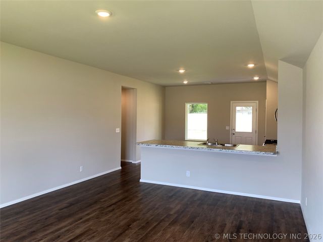 16432 S 85th Avenue E, Bixby, OK 74008