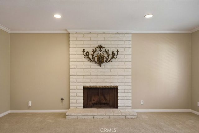 17 W Palm Lane, Redlands, CA 92373