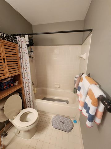 16839 Dover Drive 140, Northville Township, MI 48168