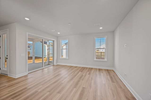 782 Blueway Avenue, Summerville, SC 29486