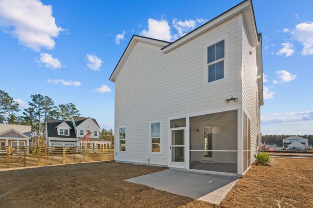 782 Blueway Avenue, Summerville, SC 29486