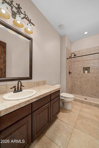 2334 E Samantha Way, Phoenix, AZ 85042