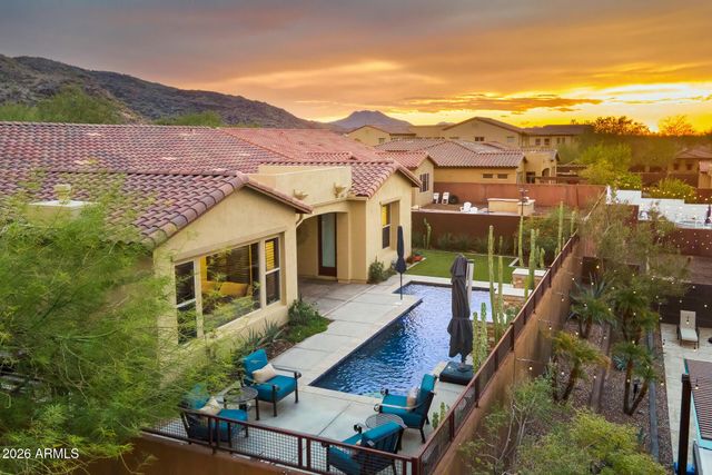 2334 E Samantha Way, Phoenix, AZ 85042