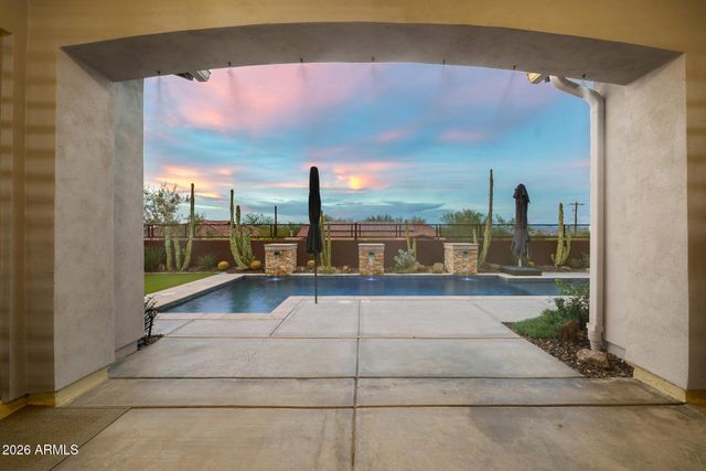 2334 E Samantha Way, Phoenix, AZ 85042