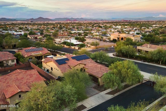 2334 E Samantha Way, Phoenix, AZ 85042