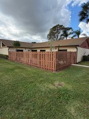 1040 Summit Place Circle B, West Palm Beach, FL 33415