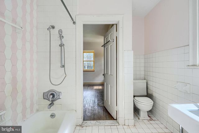 15 W COLD SPRING LN, Baltimore, MD 21210