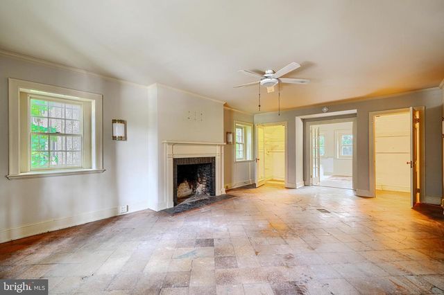 15 W COLD SPRING LN, Baltimore, MD 21210