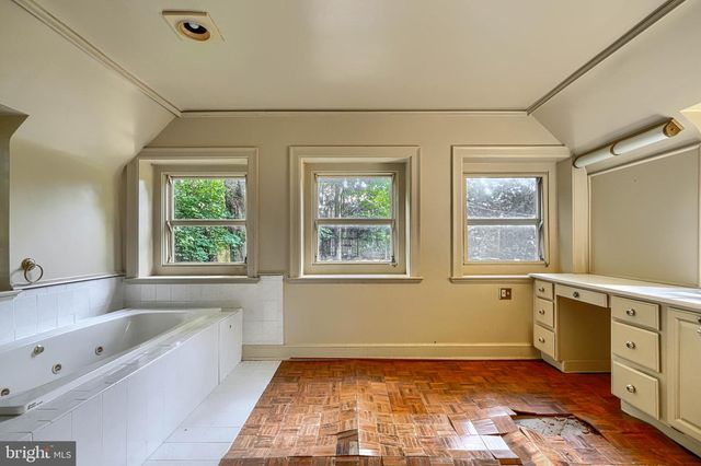 15 W COLD SPRING LN, Baltimore, MD 21210