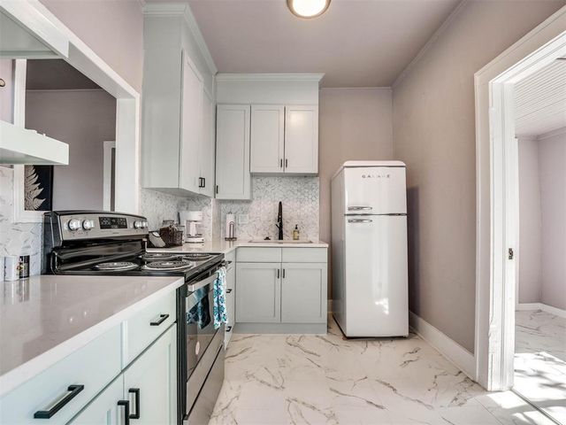 3627 N Shartel Avenue, Oklahoma City, OK 73118