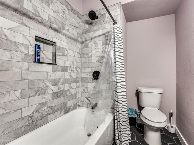 3627 N Shartel Avenue, Oklahoma City, OK 73118