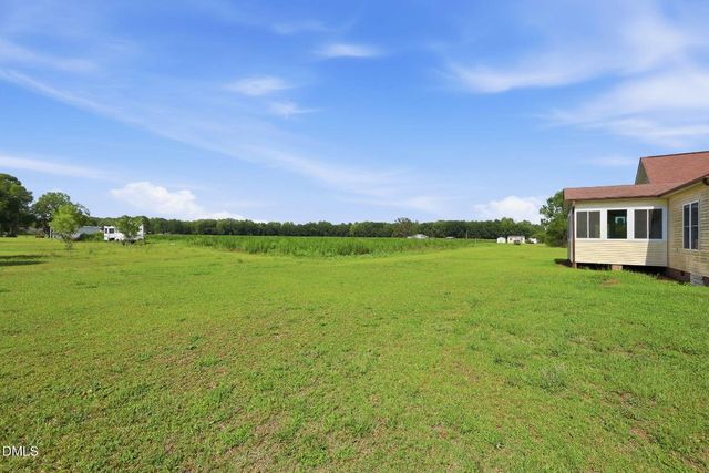 1293 Titan Roberts Road, Lillington, NC 27546