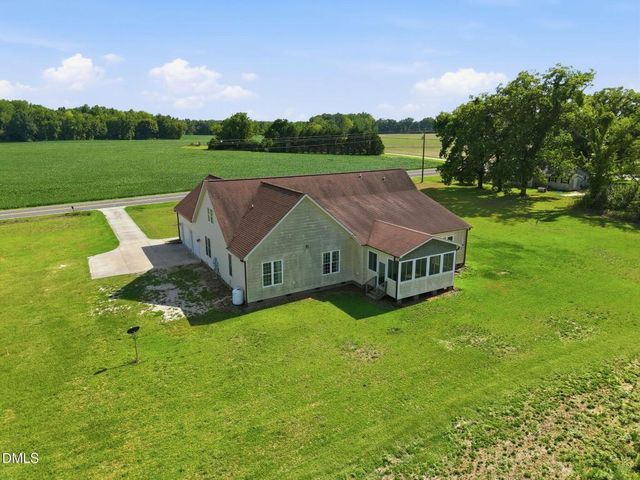 1293 Titan Roberts Road, Lillington, NC 27546