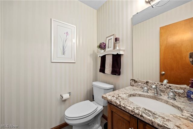 7012 Morning Dove Lane, Olmsted Twp, OH 44138