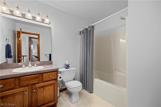 7012 Morning Dove Lane, Olmsted Twp, OH 44138