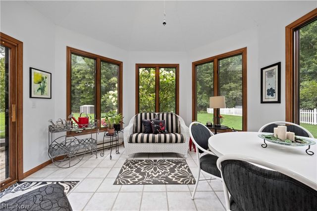 7012 Morning Dove Lane, Olmsted Twp, OH 44138