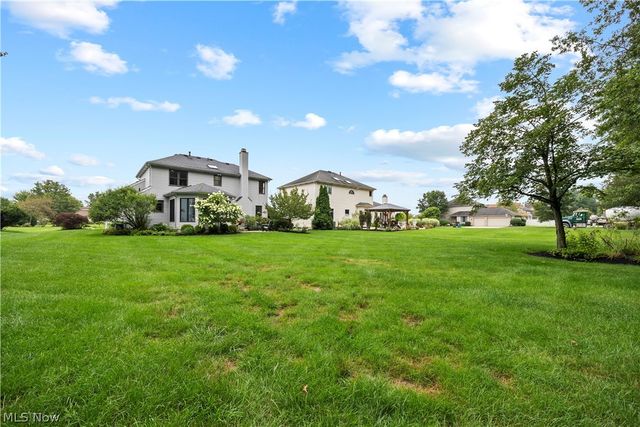 7012 Morning Dove Lane, Olmsted Twp, OH 44138