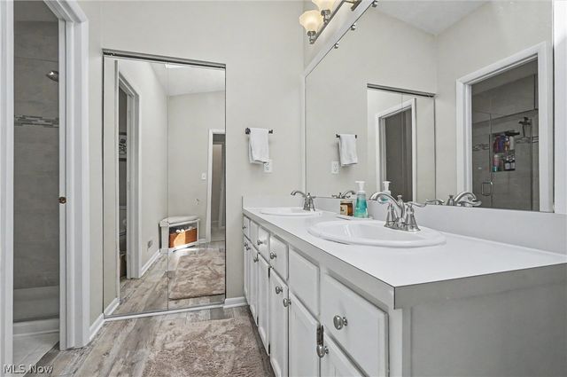 162 Lake Terrace Drive, Munroe Falls, OH 44262