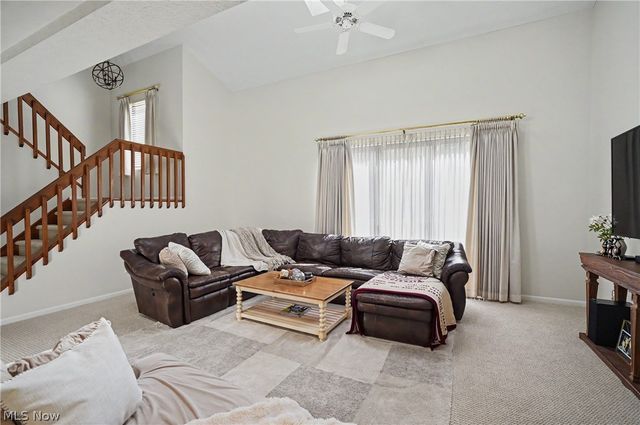 162 Lake Terrace Drive, Munroe Falls, OH 44262