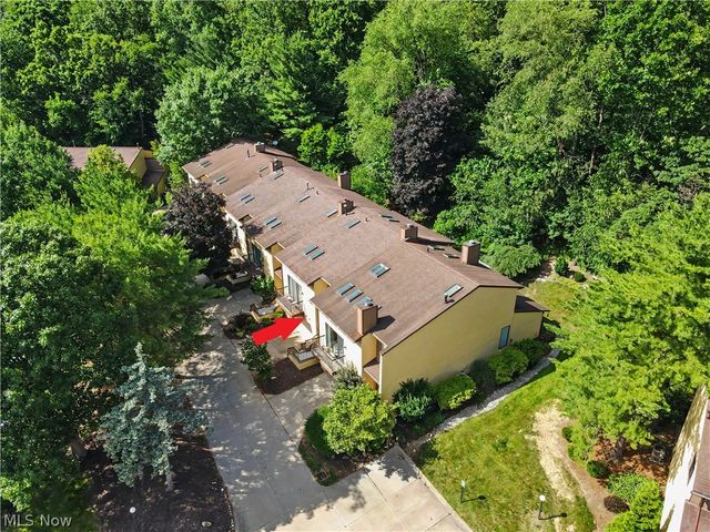 162 Lake Terrace Drive, Munroe Falls, OH 44262