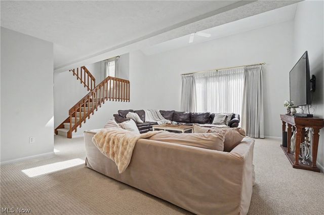 162 Lake Terrace Drive, Munroe Falls, OH 44262