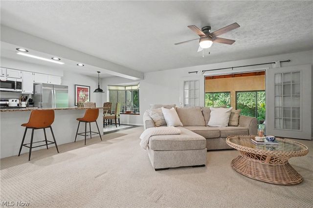 162 Lake Terrace Drive, Munroe Falls, OH 44262
