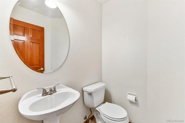 5765 W Iliff Drive, Lakewood, CO 80227