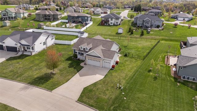 8697 NW 27th Court, Ankeny, IA 50023
